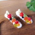 フルーツいっぱい☆ホイップクリームのイヤホンジャック