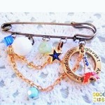 エッフェル塔チャームのおしゃれなカブトピン(SALE)