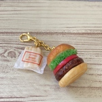 ミニチュアパン　ハンバーガーとポテトチャーム