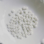 再販無し◆ デッドストック 4mm マウンテンジェイド　ビーズ　ホワイト