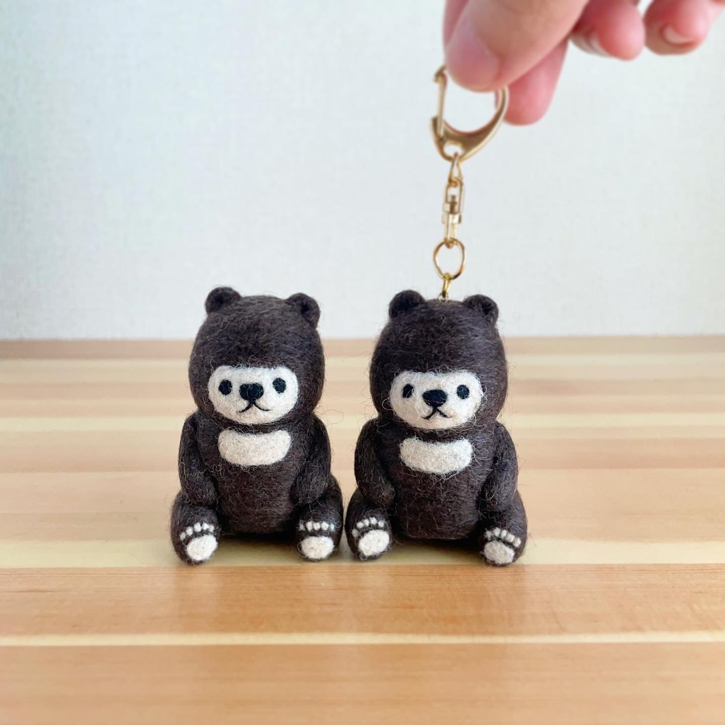 【✽確認用✽】レトロブルーのくまさん✽羊毛フェルト 羊毛フェルトのくまさんキーホルダー【受注生産】 羊毛フェルト