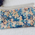 母子手帳ケース　ダブルファスナー★リバティ 通帳☆ホリーホックス<Hollyhocks> ☆お薬手帳ケース　通帳ケース　ペールブルー　@2301