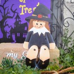 お座り魔女っ娘