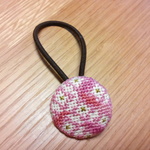 刺繍くるみボタンのヘアゴム   hydrangea(紫陽花)