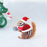 シマリスサンタさんのビーズ刺繍ブローチ  【受注制作】2020🎄