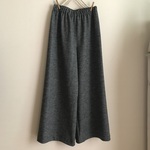 圧縮ウールニットヘリンボーンで作ったワイドパンツ