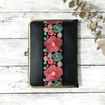 ◇がまぐちブックカバー［合皮：FlowerBLK］