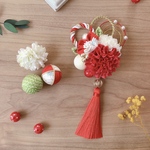 七五三や卒業式に！マムと梅花の髪飾り 赤／赤正絹