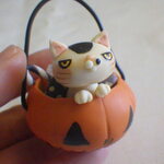 ハロウィンスイートカップにゃんこ