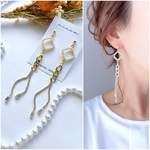 パールとビジューのロングピアス／イヤリング