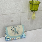 ☆送料無料☆ リバティとクロスステッチ刺繍のアコーディオン型ポーチ　＊ポピー＆デイジー　＊フレンチブルーグレー