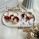 NEW♡べっ甲イニシャルチャーム/名入れキーホルダー/名入れチャーム/プチギフト/推し活/レジンキーホルダー/お揃い