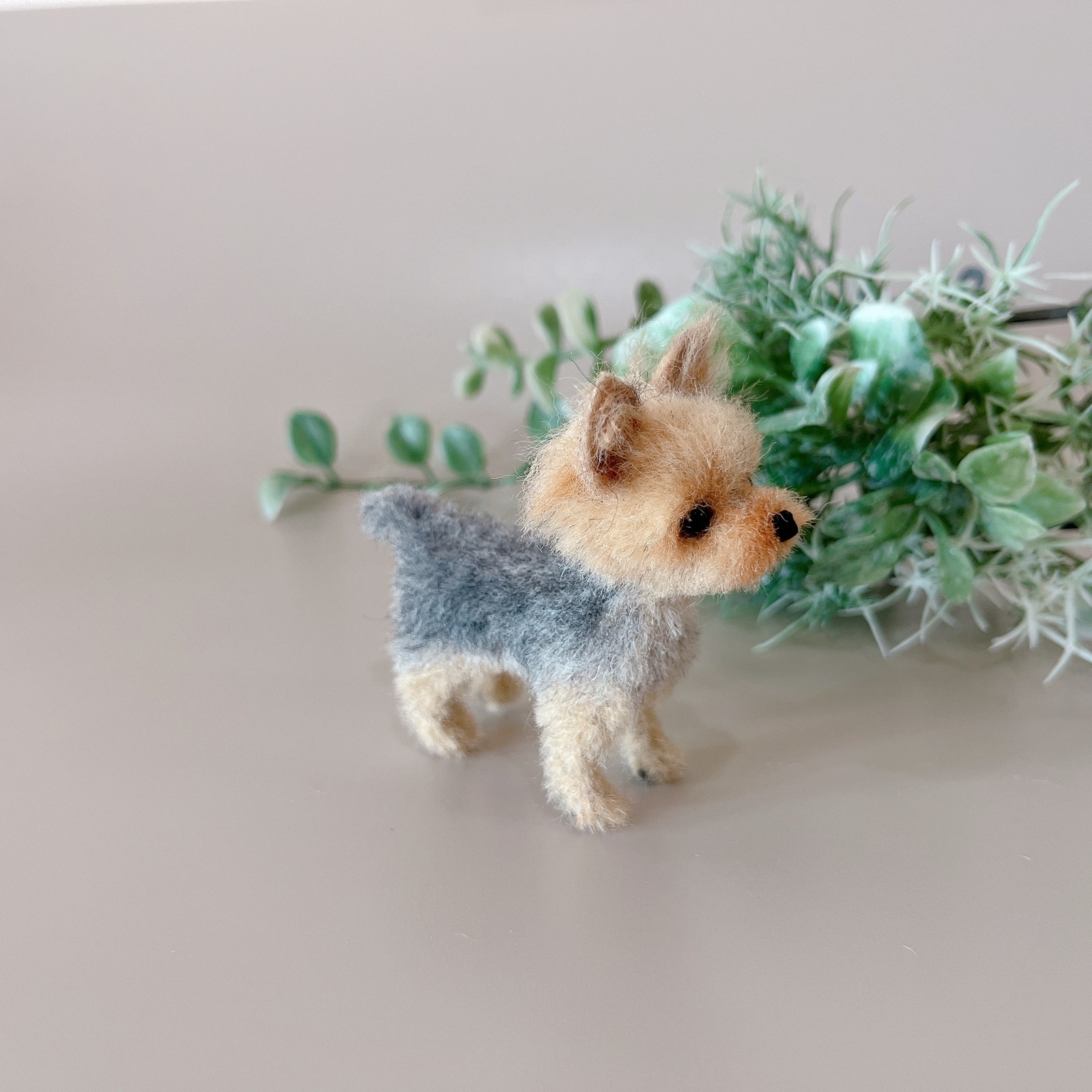 羊毛フェルト 犬 ヨークシャーテリア♥立ち - uco_felt | minne byGMO