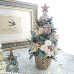 Arbre de Noël 2023＜vert antique ＞＊受注制作＊クリスマス＊クリスマスツリー＊アレンジメント＊針葉樹＊プリザーブドフラワー＊針葉樹ツリー＊クリスマスリース＊針葉樹ツリー