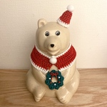 しろくま貯金箱　クリスマス帽子　リース首飾り　ポンチョ