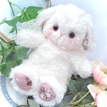 ロップイヤーうさぎちゃんぬいぐるみ🐰《オフホワイト》