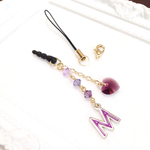 ♥ イニシャル「Ｍ/紫」イヤホンジャック　　（シリーズ【紫・黄・青・赤・緑】 5色カラー）