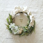 🎄クリスマスリース・ナチュラル＆ホワイト🎄　ウォールツリー　ハンギングツリー　アーティフィシャルフラワー　クリスマス　　グリーン　クリスマスリース　クリスマス飾り