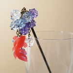 金平糖と金魚のかんざし（菫空透・金古美）　【一本簪269】