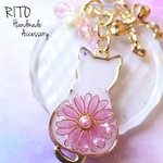 【10月20日　20時30分頃　販売予定】3段階♡色が変わる♡マーガレット猫のバッグチャーム(ディップアート)