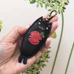 本革　レザー　猫　ねこ　キーホルダー　バッグチャーム　かわいい