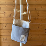 帆布のお散歩ショルダーバッグ　外ポケット付き！　かわいい　コンパクト