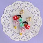 白鳥とお花の湖イヤリング（秋色パステル）