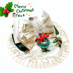 【🎄Merry Christmas🎄】クリスマスヒイラギ英字オフホワイト×ゴールド🌟Xmasリボン×リースチャーム《ケープスタイ首輪》