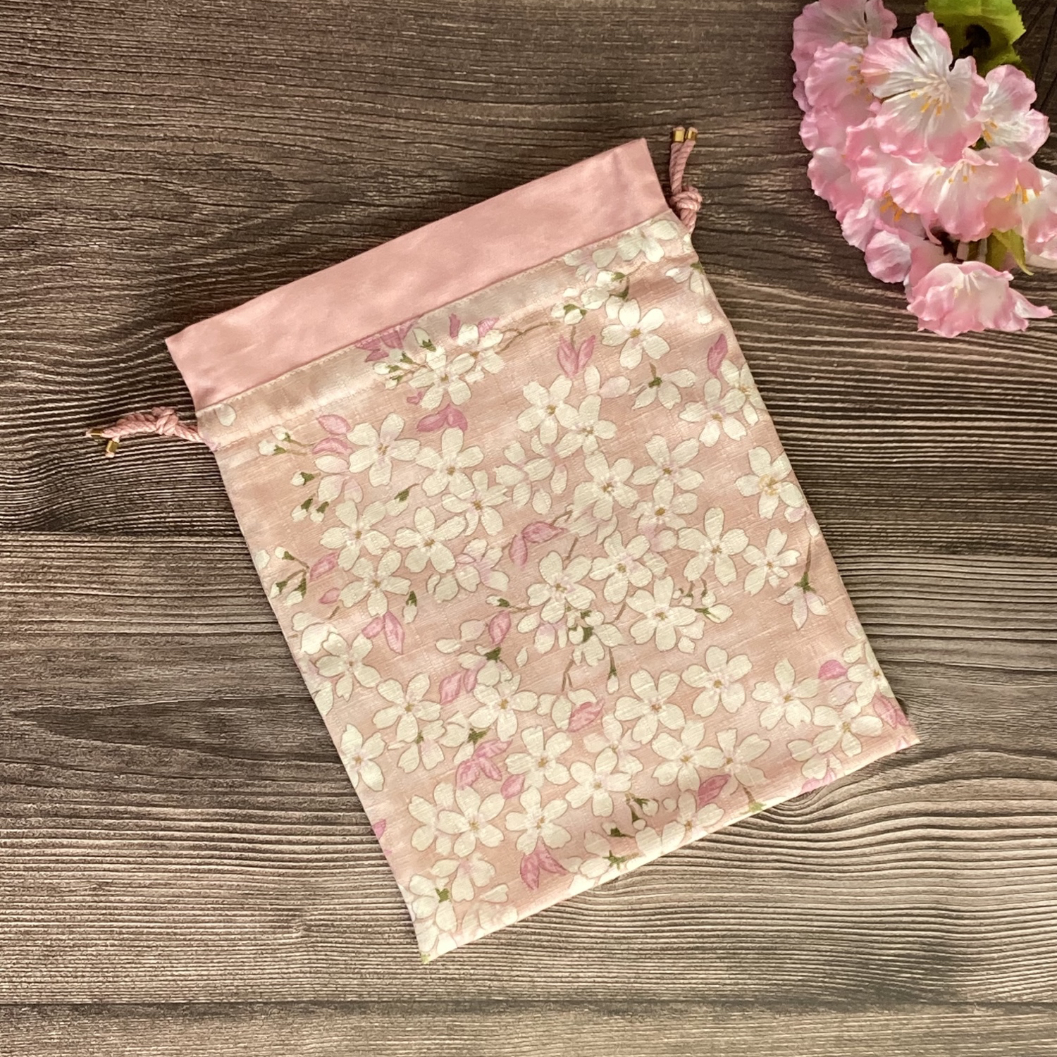 桜 - ポーチ・巾着袋の人気通販 | minne 国内最大級のハンドメイド 