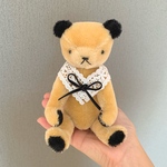 アンティークなテディベア