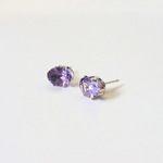 天然石　アメジストのオーバルカットピアス　8×6mm