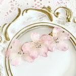 ピンク デルフィニウムのヘアクリップ　ドライフラワー　押し花　レジン　バレッタ