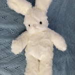 うさぎのぬいぐるみ