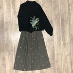 ラスト再販1点☆刺繍 の ナチュラル コーデュロイ風 ギャザースカート