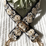 ⭐︎再販⭐︎インド刺繍リボン　ショルダーストラップ　スマホショルダー カメラストラップCWGBK2310