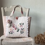 願いを込めて*草花シリーズ*野の草花＊手刺繍*トートバッグ*北欧* 赤ラインリネン