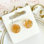 再販　金木犀のコロコロ一粒ピアス　イヤリング　ドライフラワー　レジン　キンモクセイ　サージカルステンレスピアス