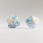 ブルーレースアゲートとお花のピアス-Blue lace agate with flower earrings