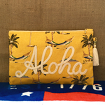 ★new★BEACH × ALOHAのクラッチバッグ  YELLOW