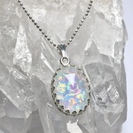 【水晶×人工オパール】翠ノ国の錬晶装具『氷彩晶の首飾り』彩雲・オーバル