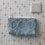  tambourine  横長のポーチ　ライトブルー×ピンク　ミナペルホネン の刺繍生地　タンバリン　コスメポーチ
