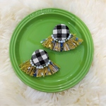 フリンジたっぷりくるみボタンピアス