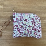 L字型フラットポーチ　リバティ　ウィルトシャー・スターズ