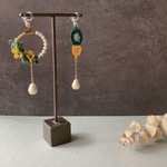 【New】『お花とビーズ』ノンホールピアス　グリーン　＊タティングレース　手編み＊