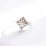 Riel/White and Silver World/Pearl Holy Ring