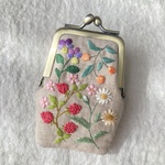 【再販】リネンと刺繍の野の花がま口