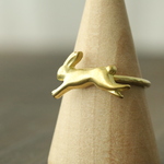 うさぎのモチーフ・真鍮リング