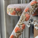 [実物のお色味と違う場合があります] インド刺繍リボン　花　インド刺繍　スパンコール　刺繍リボン　リボン　りぼん　※10月8日よりゆうパケットにて発送