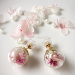 【お花のキャッチ♡】ピンクのかすみ草と紫陽花 ガラスドームピアス/ノンホールピアス