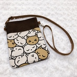 １６８５．にゃんだらけ柄（帆布）スマホショルダー　カフェオレ×茶　スマホ用ポシェット　スマホ用ポーチ　再販